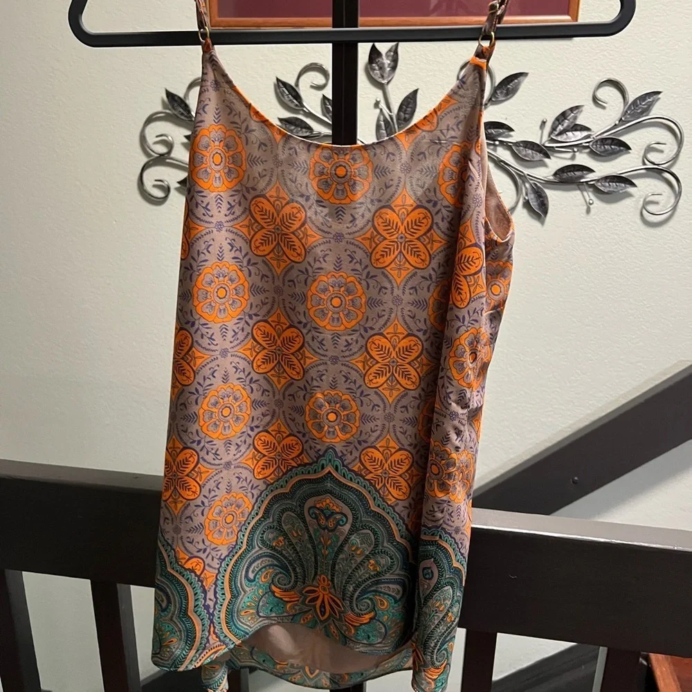 NWOT CAbi Floral Orange and Gray Lined Top Size XS